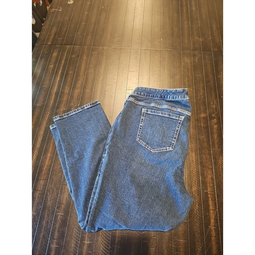 Torrid Women's‎ Blue Boyfriend Cropped Denim Jeans Medium Wash Sz 18r Plus